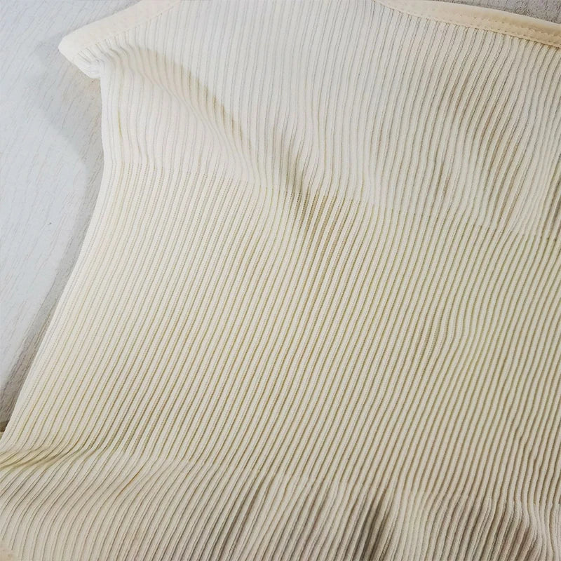Body moldeador de cuello cuadrado acanalado
